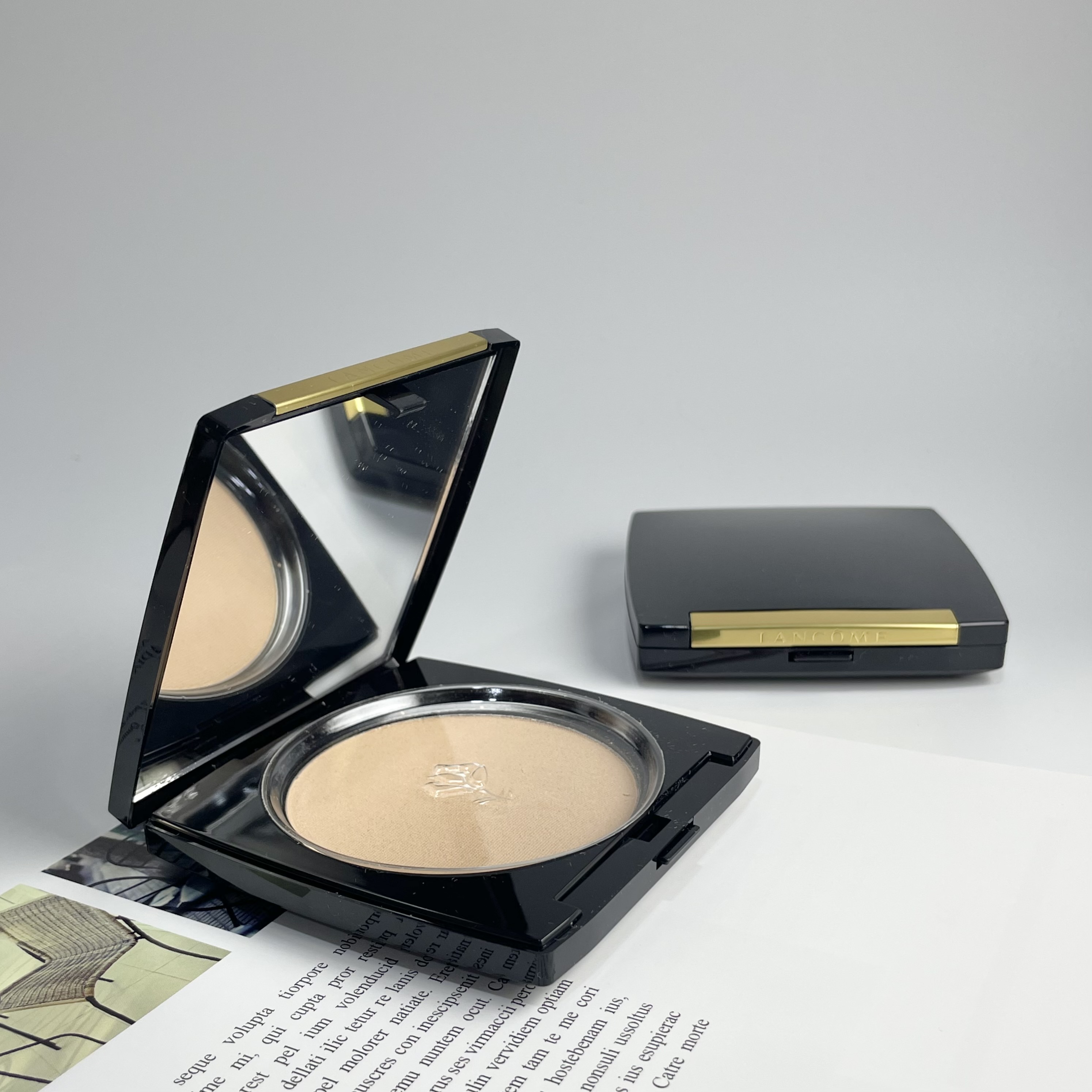 Dual Finish Powder Foundation Buildable & Mattifying 310 Bisque II Cool
