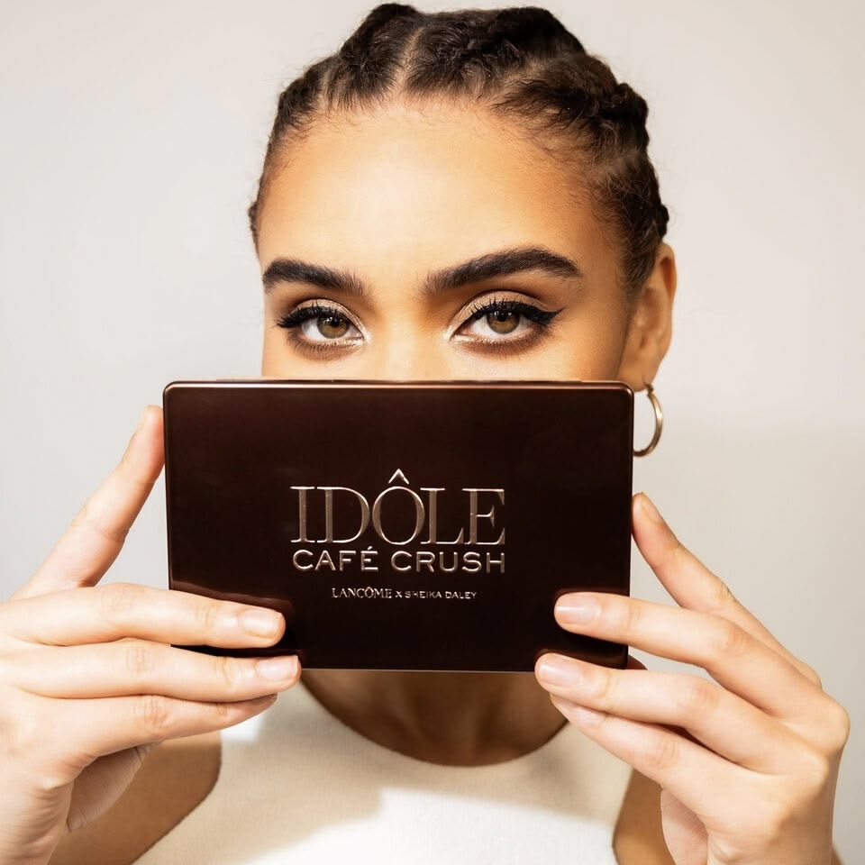 Idôle Café Crush Eyeshadow Palette Full  Size