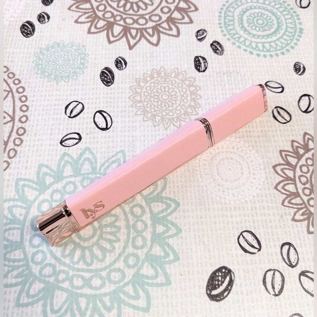LYS Beauty Lip-Plumping Glossy Lip Balm Truthful (Nude)