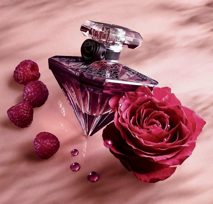 Lancôme La Nuit Tresor Eau de Parfum       